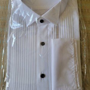 White Wing Tip Collar Pleated Formal Shirt w/Pocket Square– 16/16.5" x 32/33"